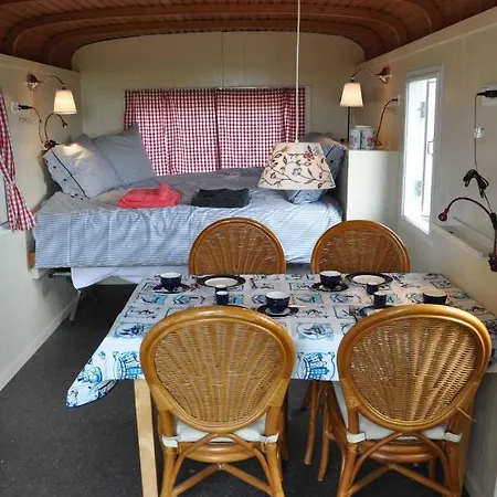 Your Cozy Waggon At The Cows' Paradise Amsterdam
