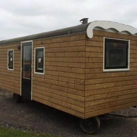 Your Cozy Waggon At The Cows' Paradise