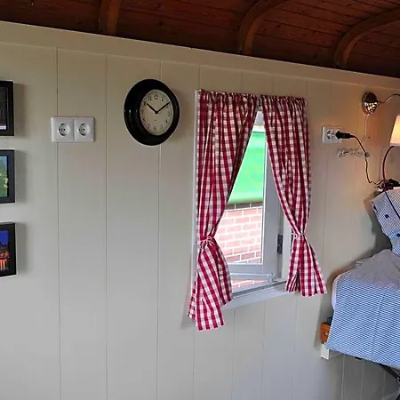 Your Cozy Waggon At The Cows' Paradise Bed & Breakfast Amsterdam